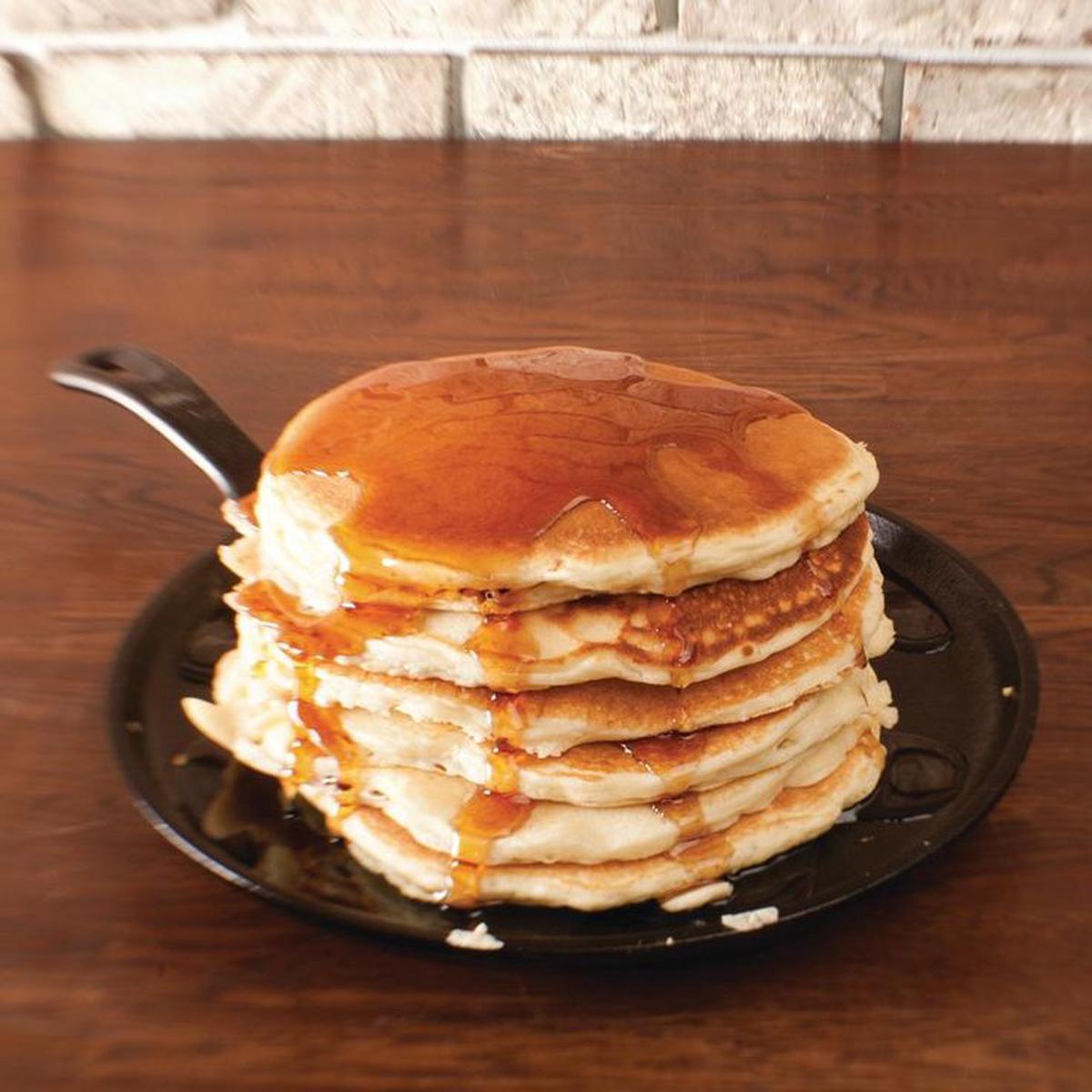 10.5 in. Cast Iron Griddle in Black