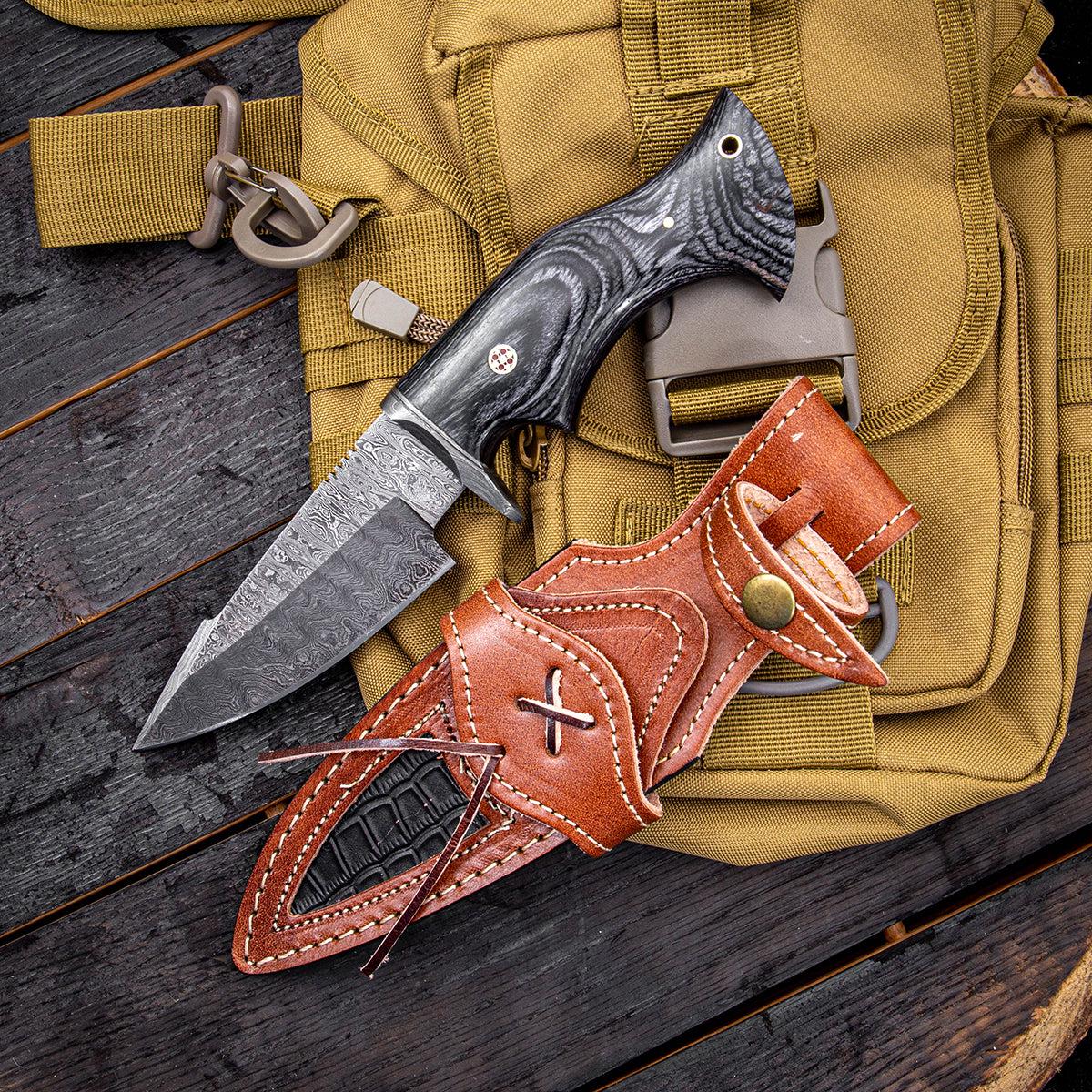 10 Handmade Damascus Steel Knife with Leather Sheath