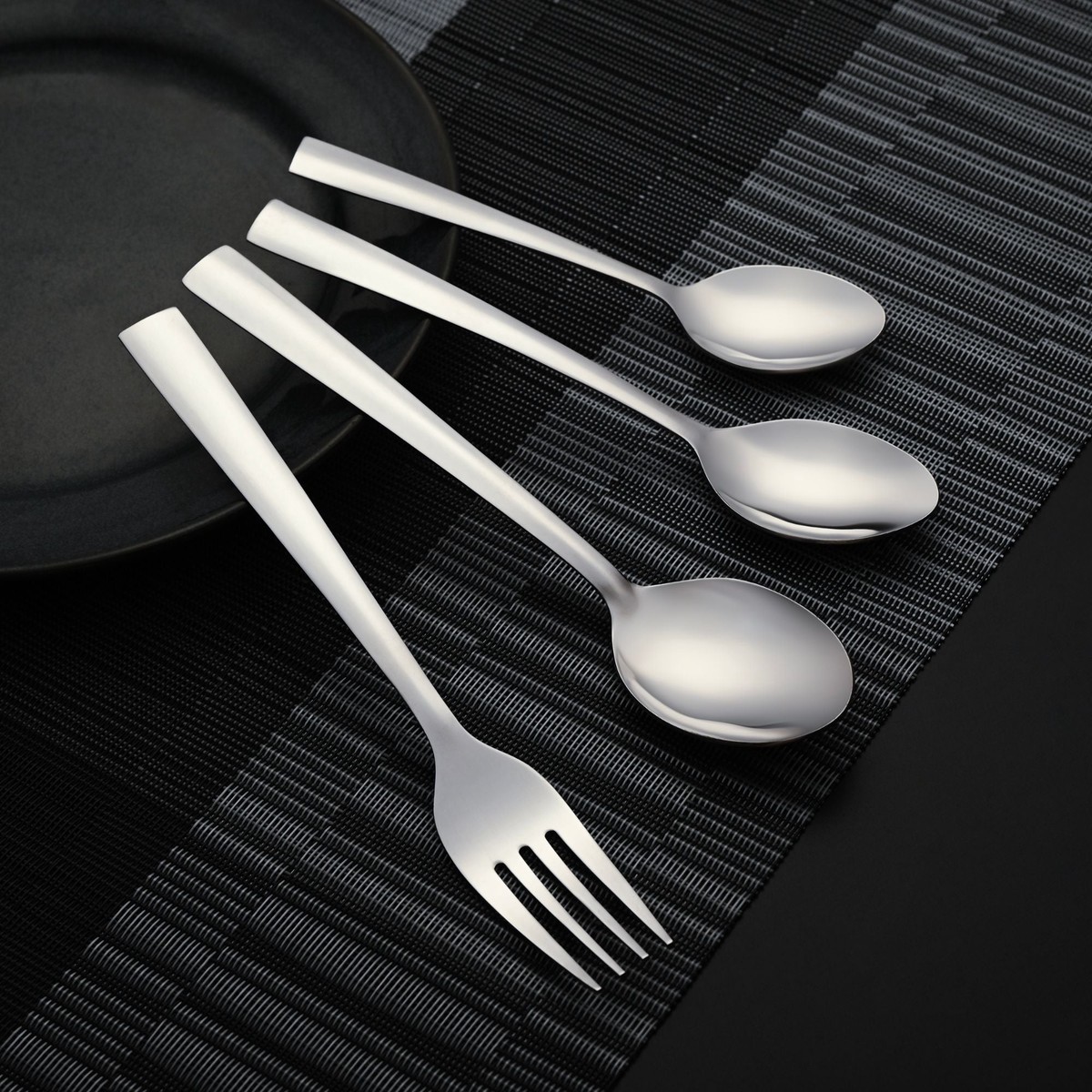 Montavo by fns Amigo Stainless Steel 24 Pcs Cutlery Set