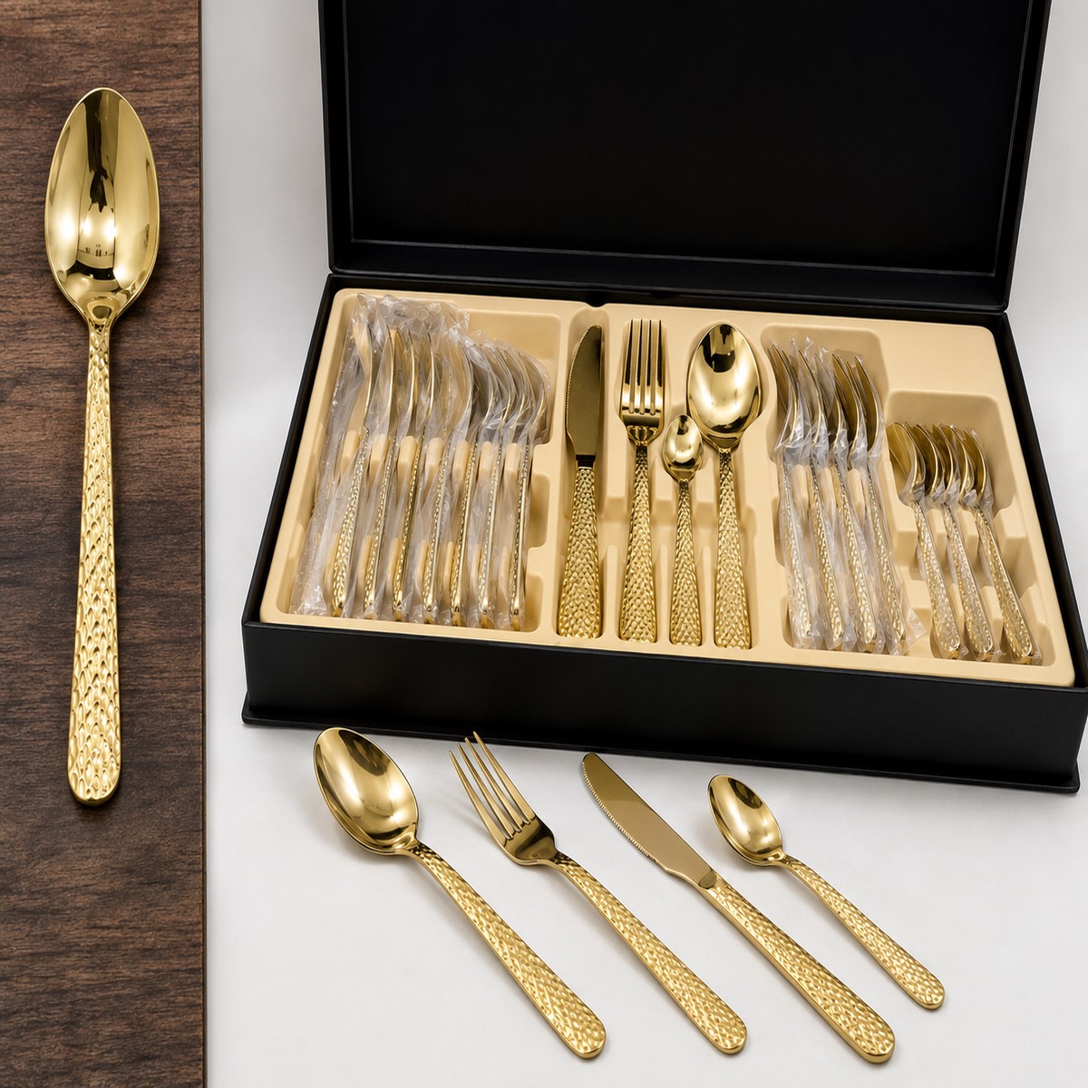 24 PIECE GOLD STAINLESS STEEL CUTLERY SET WITH STORAGE BOX